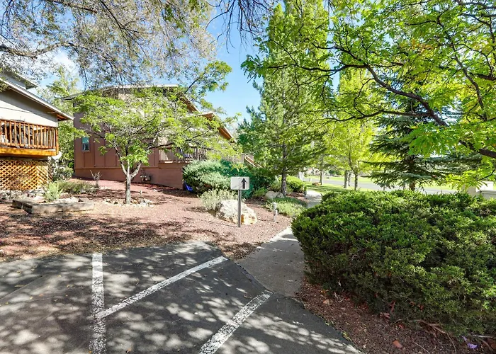'the High Country Hideaway' Golf Retreat Holiday home